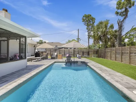 291 Columbus Street Sebastian FL 32958