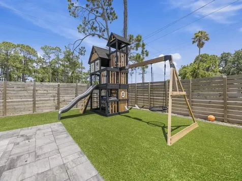 291 Columbus Street Sebastian FL 32958
