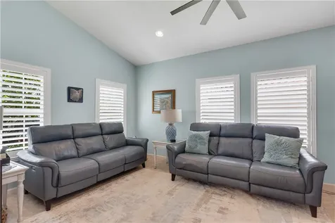 1712 Berkshire Circle SW Vero Beach FL 32968