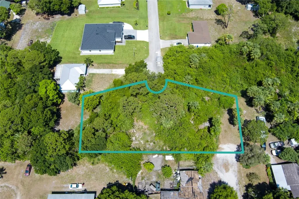 4120 47th Place Vero Beach FL 32967