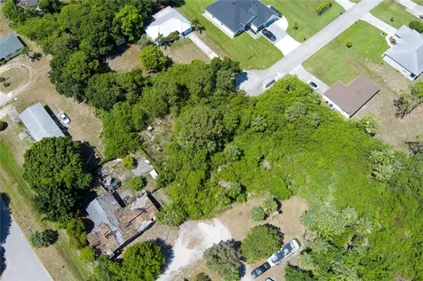 4120 47th Place Vero Beach FL 32967