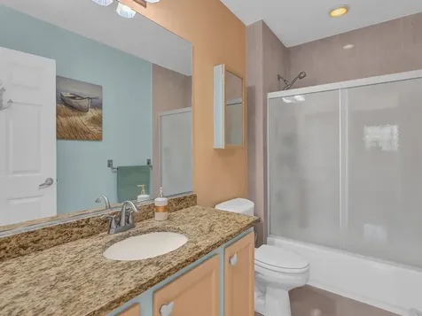 528 7th Square Vero Beach FL 32962