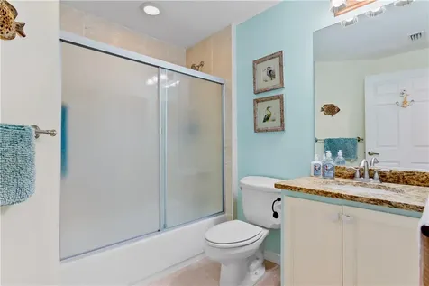 528 7th Square Vero Beach FL 32962