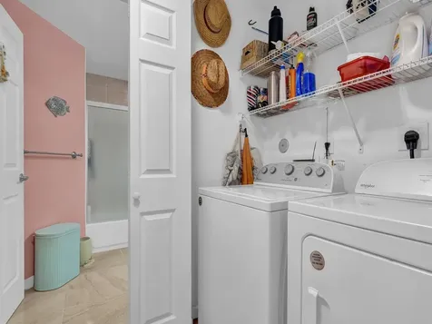 528 7th Square Vero Beach FL 32962