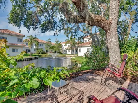 528 7th Square Vero Beach FL 32962