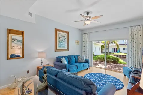 528 7th Square Vero Beach FL 32962