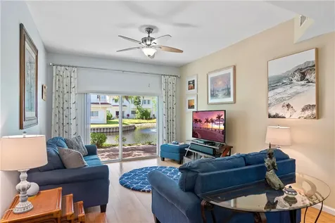 528 7th Square Vero Beach FL 32962