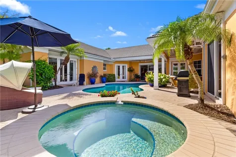 815 Pembroke Court Vero Beach FL 32963