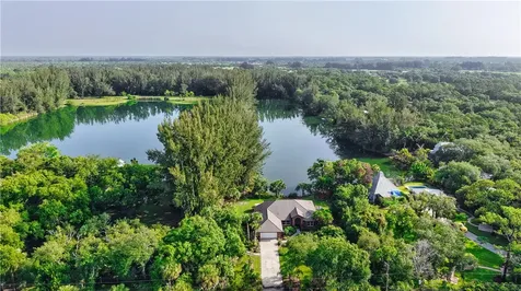 7090 41st Street Vero Beach FL 32967