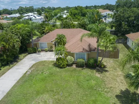 956 19th Street SW Vero Beach FL 32962