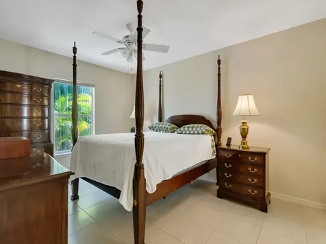956 19th Street SW Vero Beach FL 32962
