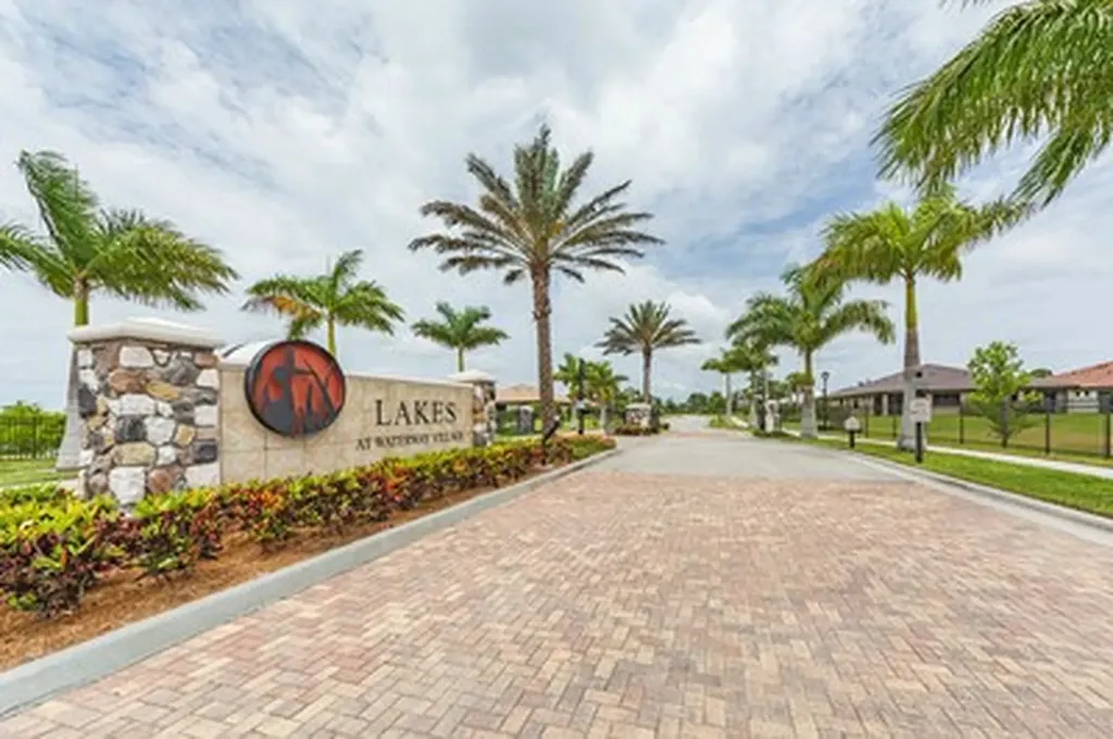 5190 Unity Square Vero Beach FL 32967