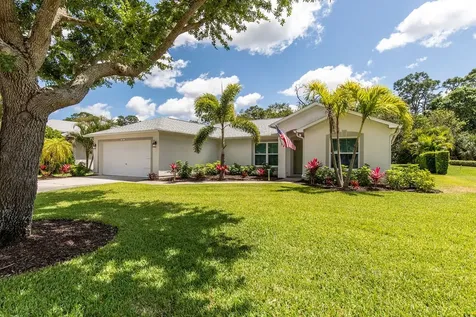 3673 2nd Place SW Vero Beach FL 32968