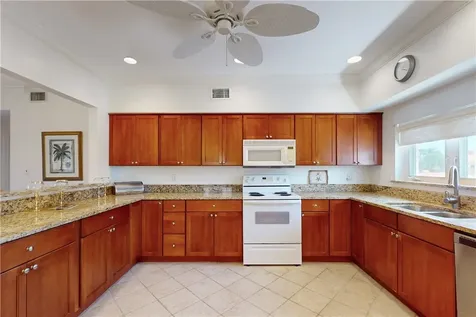 5030 Harmony Circle Vero Beach FL 32967