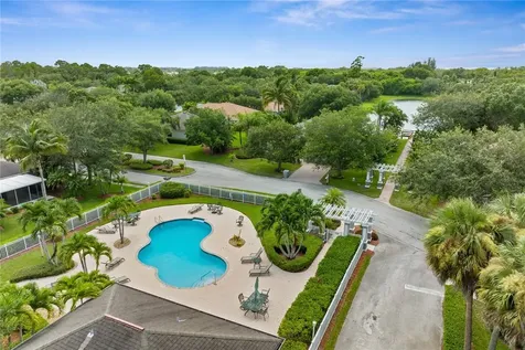 728 S Ocracoke Square SW Vero Beach FL 32968