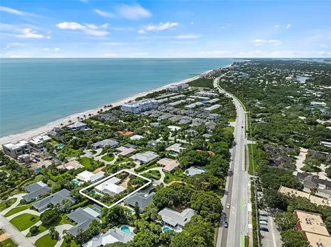 926 Pebble Lane Vero Beach FL 32963