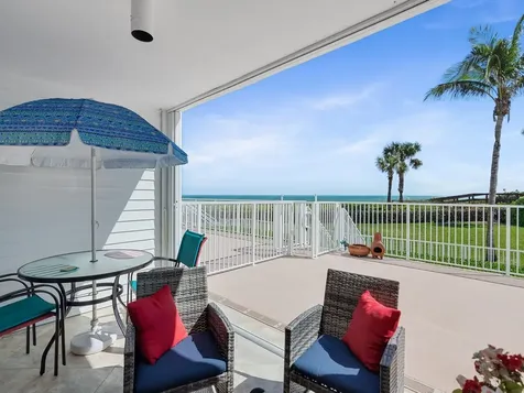 2700 Ocean Drive Vero Beach FL 32963