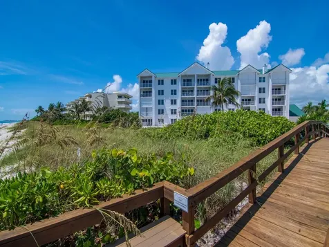 2700 Ocean Drive Vero Beach FL 32963