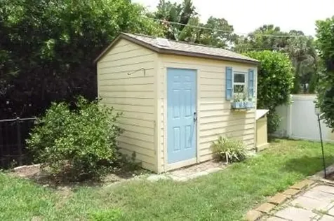 422 Avocado Avenue Sebastian FL 32958