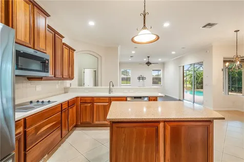 597 44th Avenue SW Vero Beach FL 32968