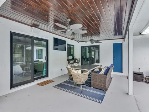 980 Clipper Road Vero Beach FL 32963
