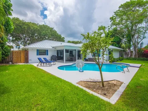 980 Clipper Road Vero Beach FL 32963