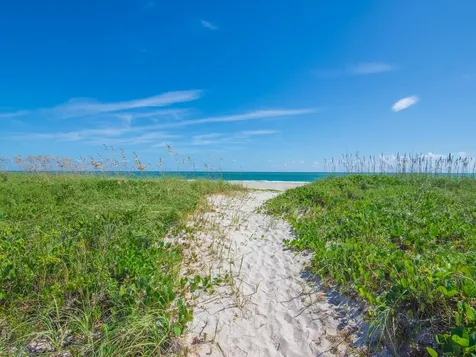 980 Clipper Road Vero Beach FL 32963