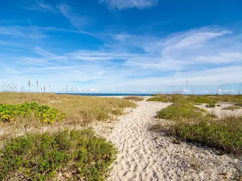 980 Clipper Road Vero Beach FL 32963