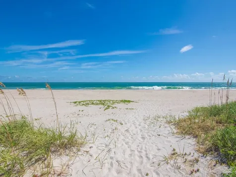 980 Clipper Road Vero Beach FL 32963