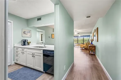 28 Plantation Drive Vero Beach FL 32966