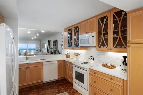8840 S Sea Oaks Way Vero Beach FL 32963