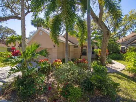 8785 Lakeside Boulevard Vero Beach FL 32963