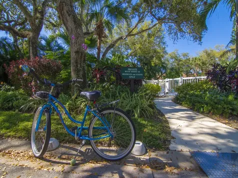 8785 Lakeside Boulevard Vero Beach FL 32963