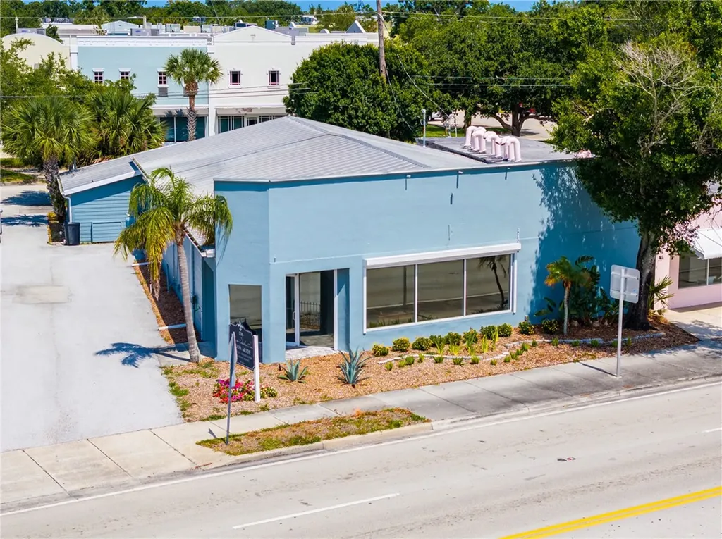 2216 Us 1 Highway Vero Beach FL 32960