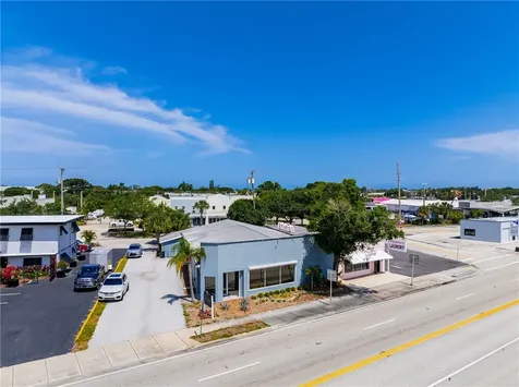 2216 Us 1 Highway Vero Beach FL 32960