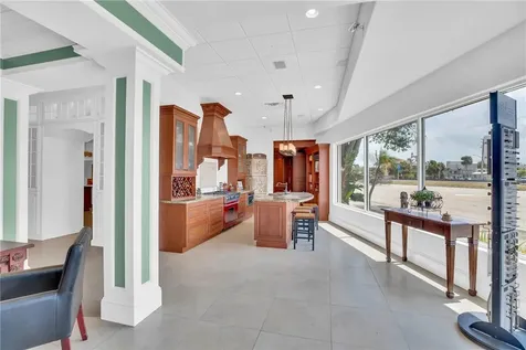 2216 Us 1 Highway Vero Beach FL 32960