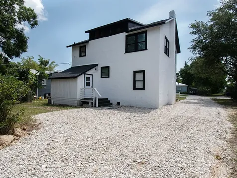 1813 22nd Avenue Vero Beach FL 32960