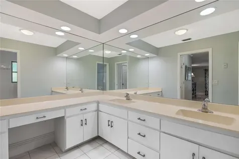 445 34th Court SW Vero Beach FL 32968