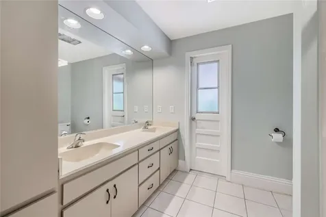 445 34th Court SW Vero Beach FL 32968