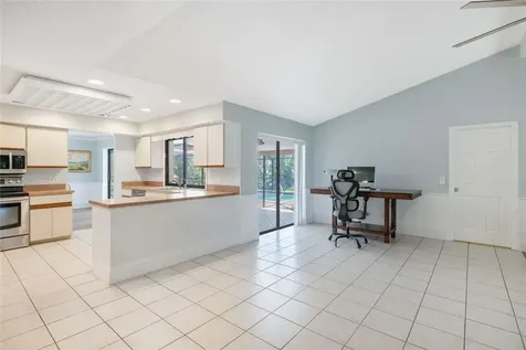 445 34th Court SW Vero Beach FL 32968