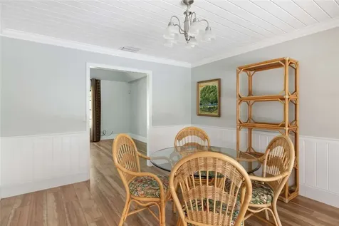 445 34th Court SW Vero Beach FL 32968