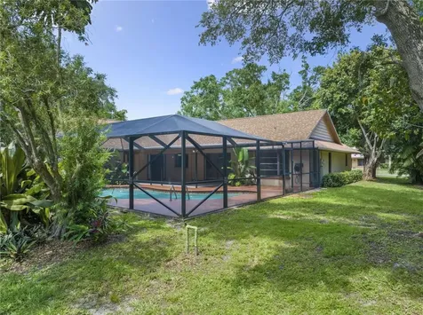 445 34th Court SW Vero Beach FL 32968
