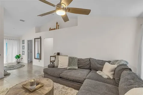 1360 18th Avenue SW Vero Beach FL 32962