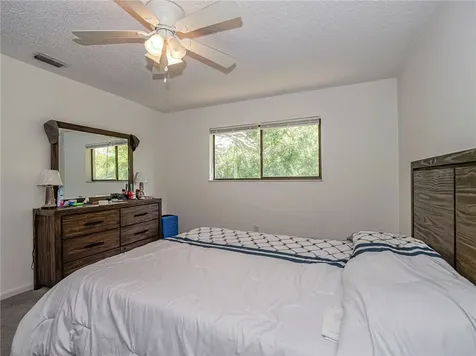 1057 6th Avenue Vero Beach FL 32960