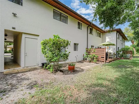 1057 6th Avenue Vero Beach FL 32960