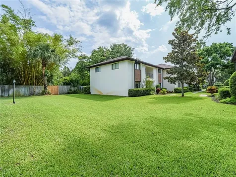 1057 6th Avenue Vero Beach FL 32960