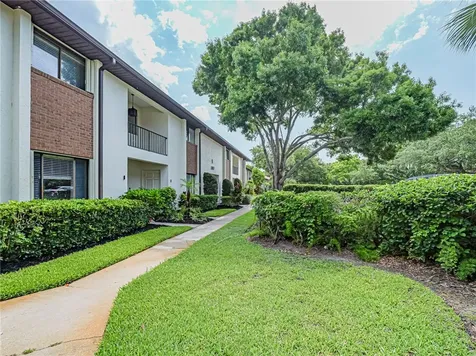 1057 6th Avenue Vero Beach FL 32960