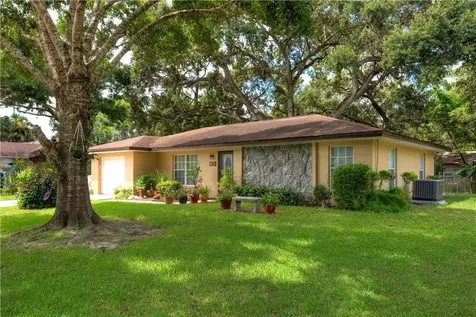 15 46th Court Vero Beach FL 32968