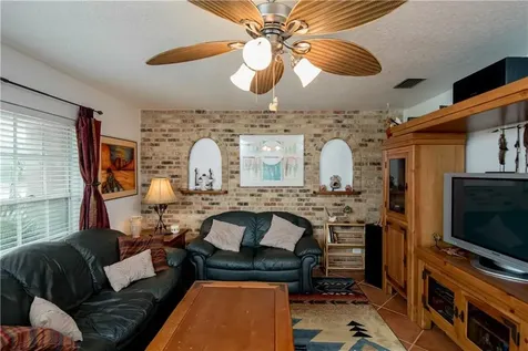 15 46th Court Vero Beach FL 32968