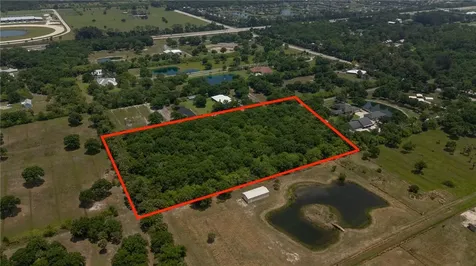 5055 69th Court Vero Beach FL 32967